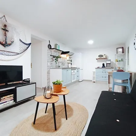La Nona Urban Cruz Apartmán *
