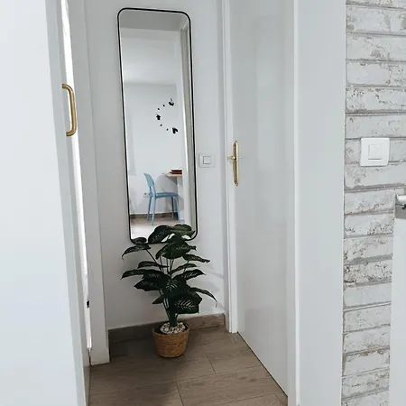 La Nona Urban Cruz Apartmán *